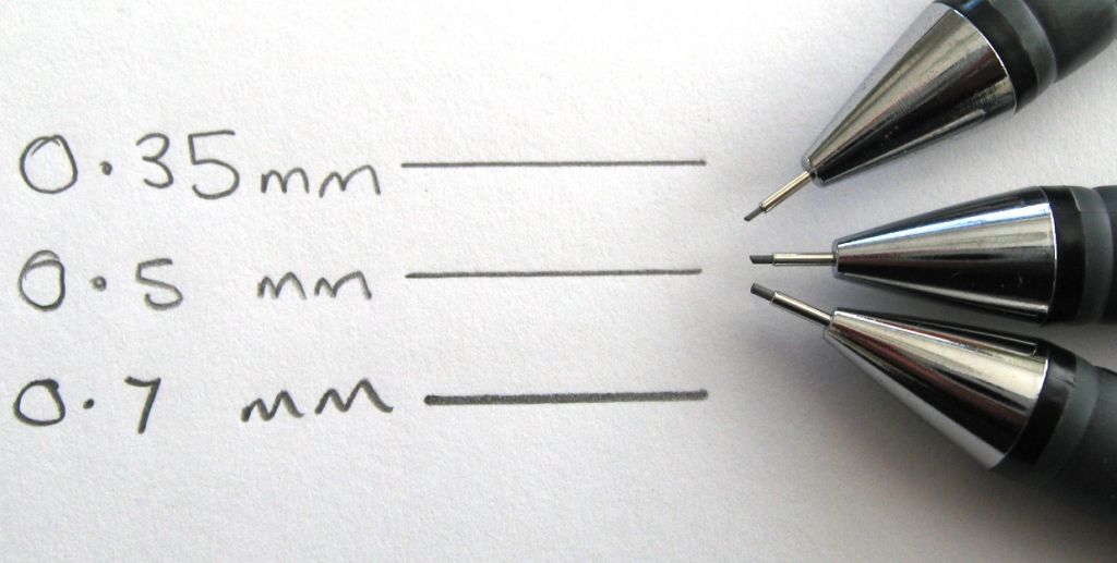 
                       Figure 1: A comparison of 0.35mm, 0.5mm, and 0.7mm lead. Picture courtesy of Dave&rsquo;s Mechanical Pencils.
                  