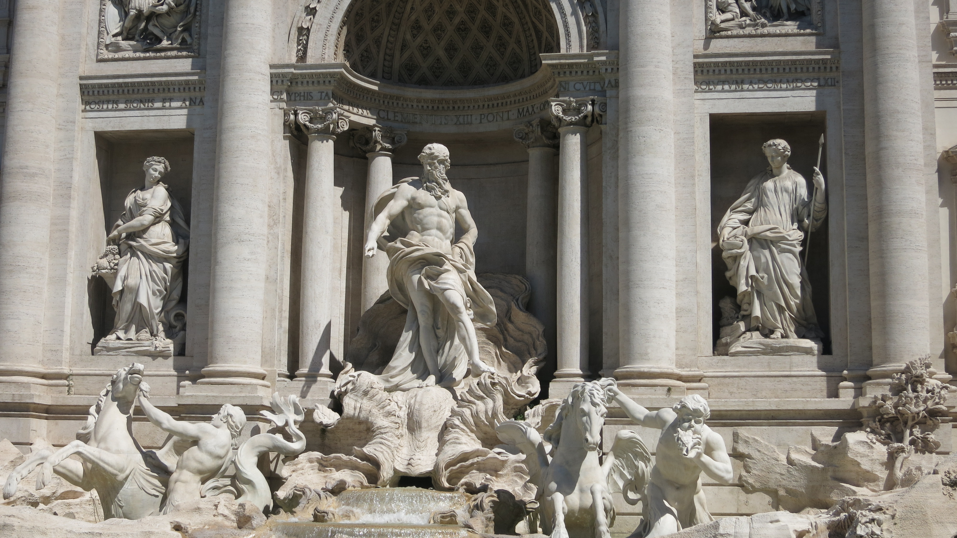 https://d33wubrfki0l68.cloudfront.net/fdc410aa4a16cb06911a9e43be3ba93ac4ed5366/68cb3/posts/06-04-19/trevi-fountain.jpg