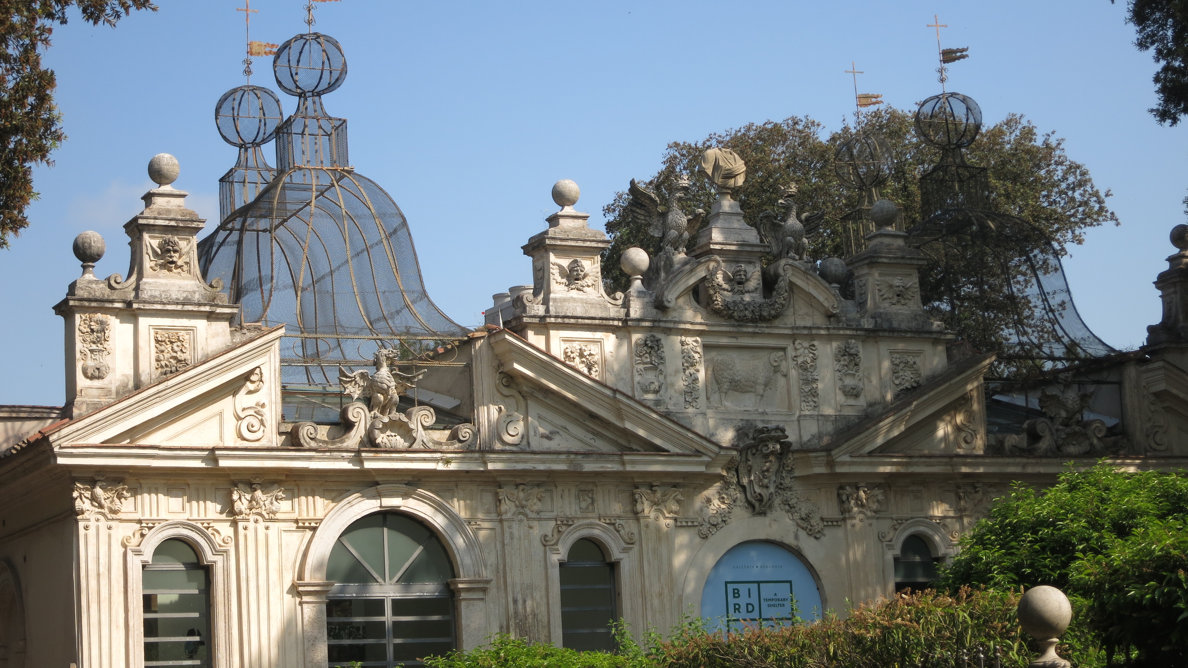 https://d33wubrfki0l68.cloudfront.net/6b97890ccd1f7ab78d54efd596fbc21c166c0019/6f2e7/posts/06-05-19/borghese-aviary.jpg